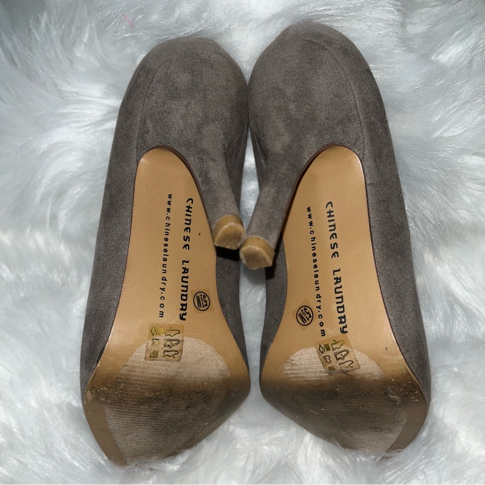 Chinese Laundry Savvy Suede Pointed Toe Pumps | Parisian Chic Heels - Picture 10 of 10